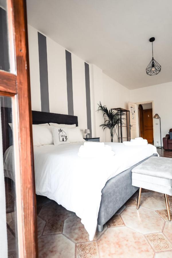 2 Santi - Suite And Rooms Lecce Buitenkant foto