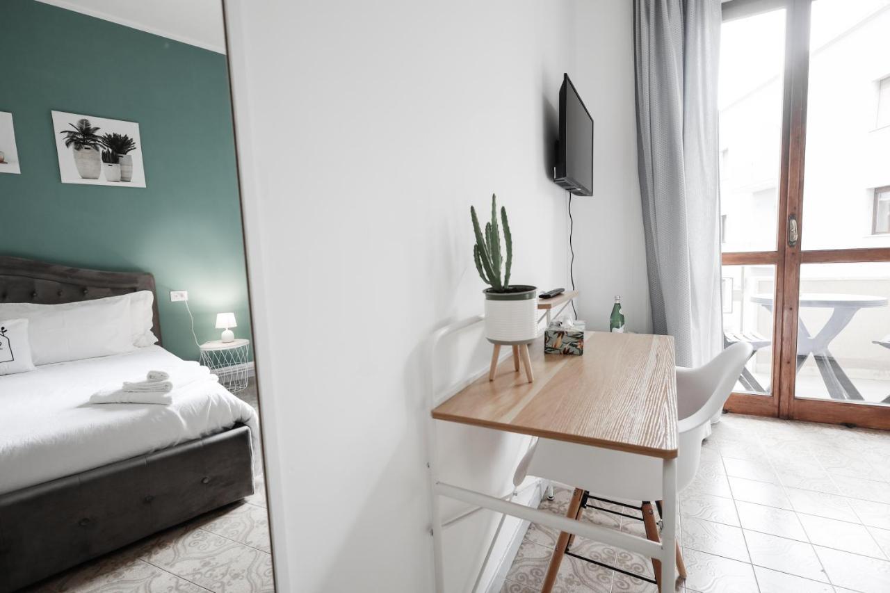 2 Santi - Suite And Rooms Lecce Buitenkant foto
